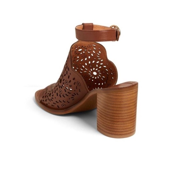 NEW Jack Rogers Womens Brown Laser
Cut Ronnie Block Heel Leather Sandals
9.5M - Picture 2 of 9